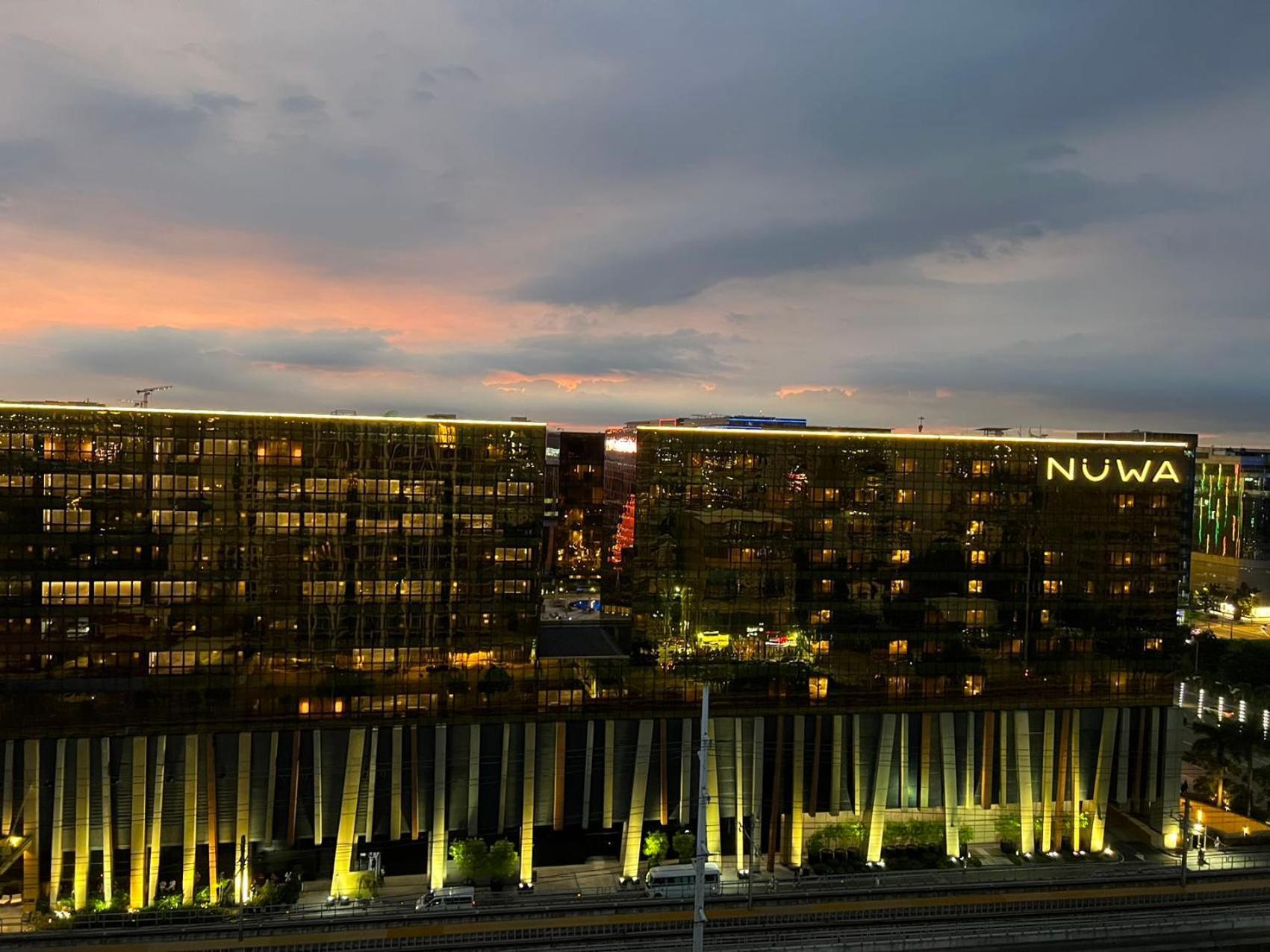 Luxurious European Style Penthouse Modern Apart Ment Cross City Of Dreams Okada Solaire Moa Airport Manila Exterior photo