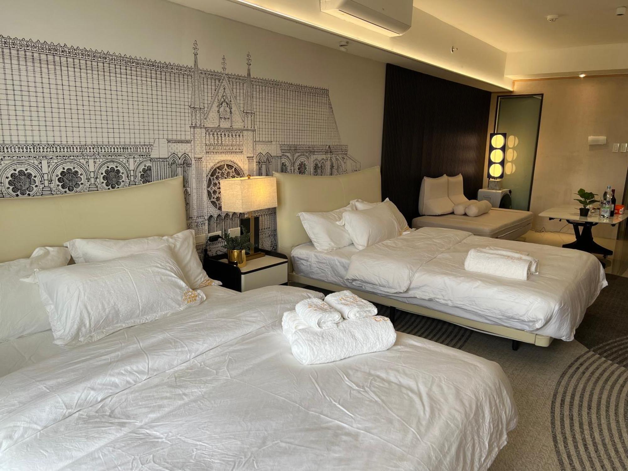 Luxurious European Style Penthouse Modern Apart Ment Cross City Of Dreams Okada Solaire Moa Airport Manila Exterior photo