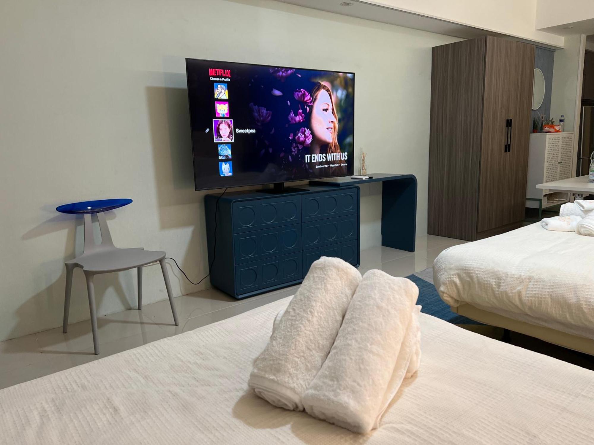 Luxurious European Style Penthouse Modern Apart Ment Cross City Of Dreams Okada Solaire Moa Airport Manila Exterior photo